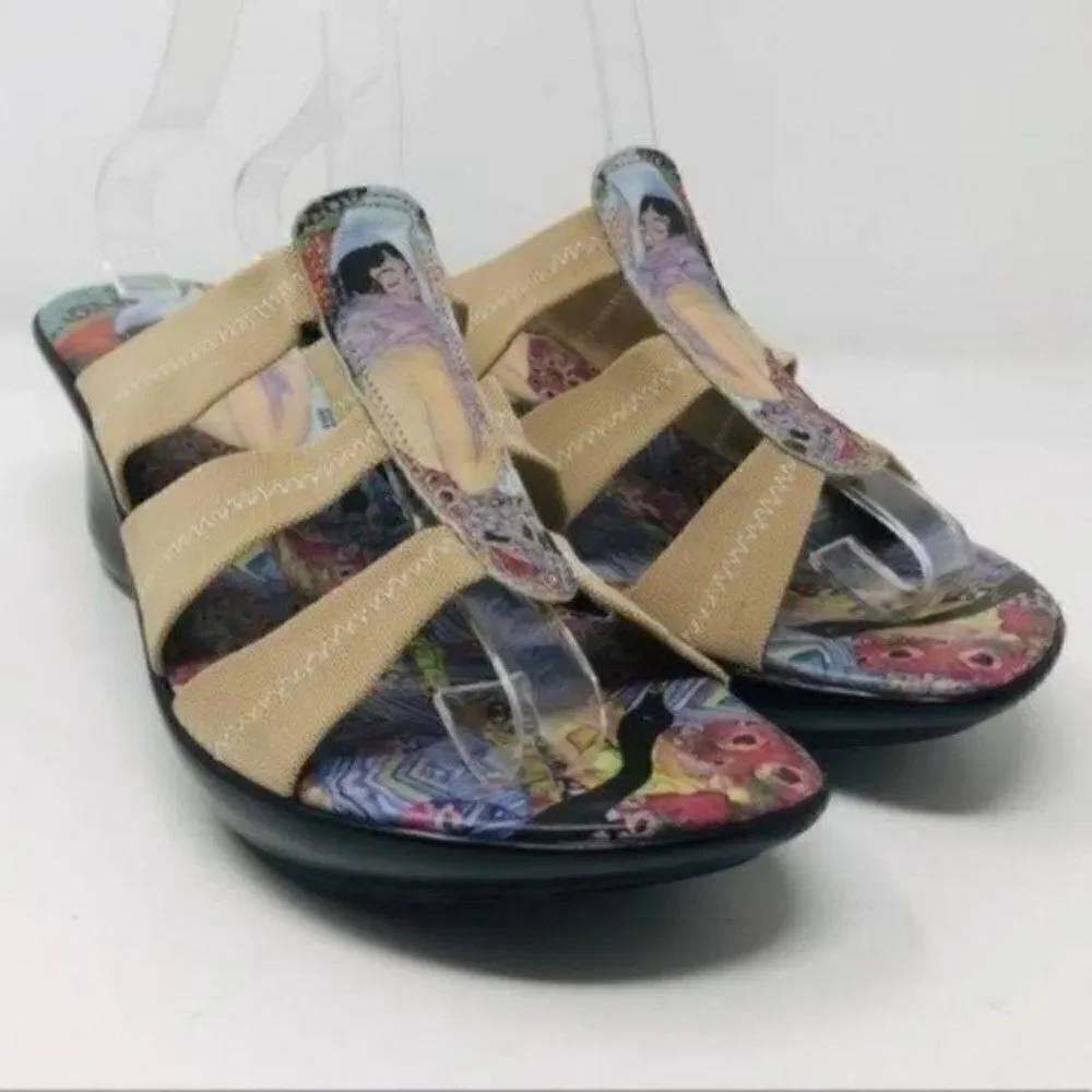 Gustav Klimt womans wedged sandals US 9 work of art BoxO